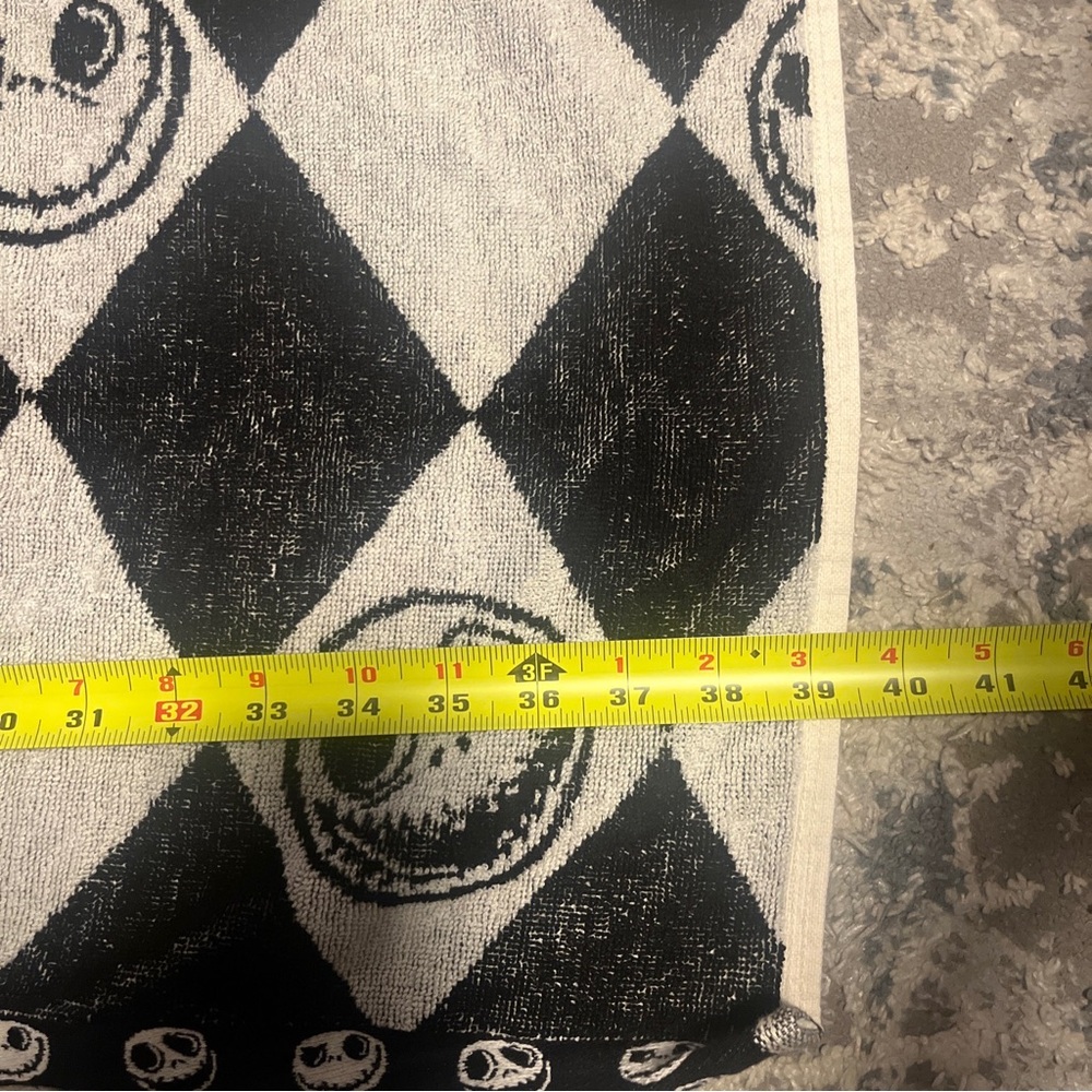 Disney The Nightmare Before Christmas Beach Towel Black And White - Picture 4 of 10